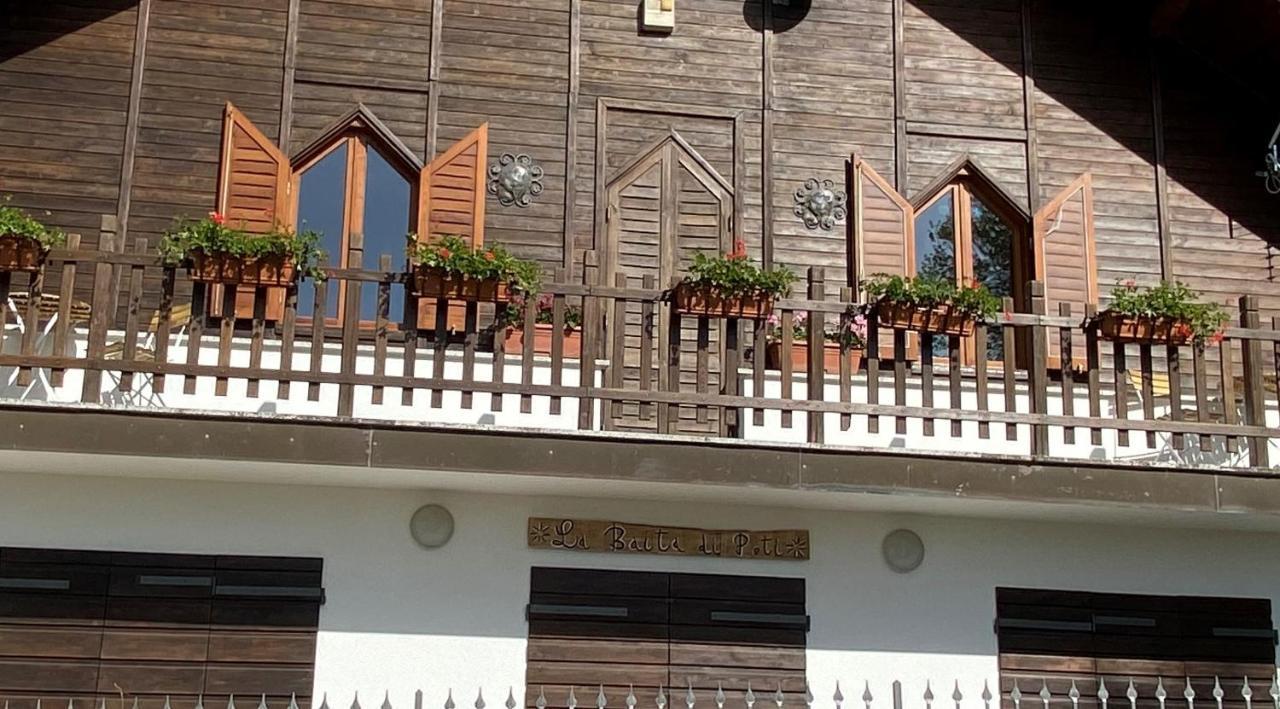 Agriturismo Borgo Nuovo Di Mulinelli 아레초 외부 사진