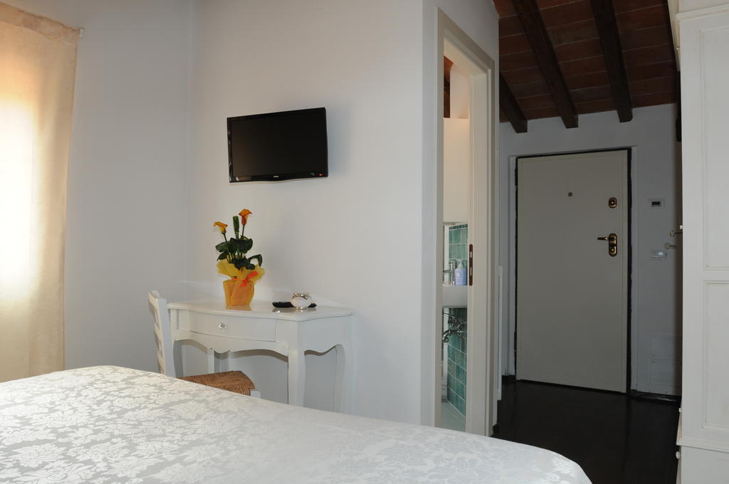 Agriturismo Borgo Nuovo Di Mulinelli 아레초 객실 사진