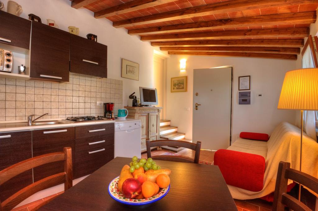 Agriturismo Borgo Nuovo Di Mulinelli 아레초 외부 사진