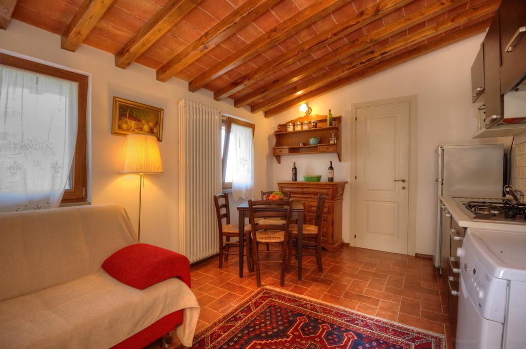 Agriturismo Borgo Nuovo Di Mulinelli 아레초 외부 사진