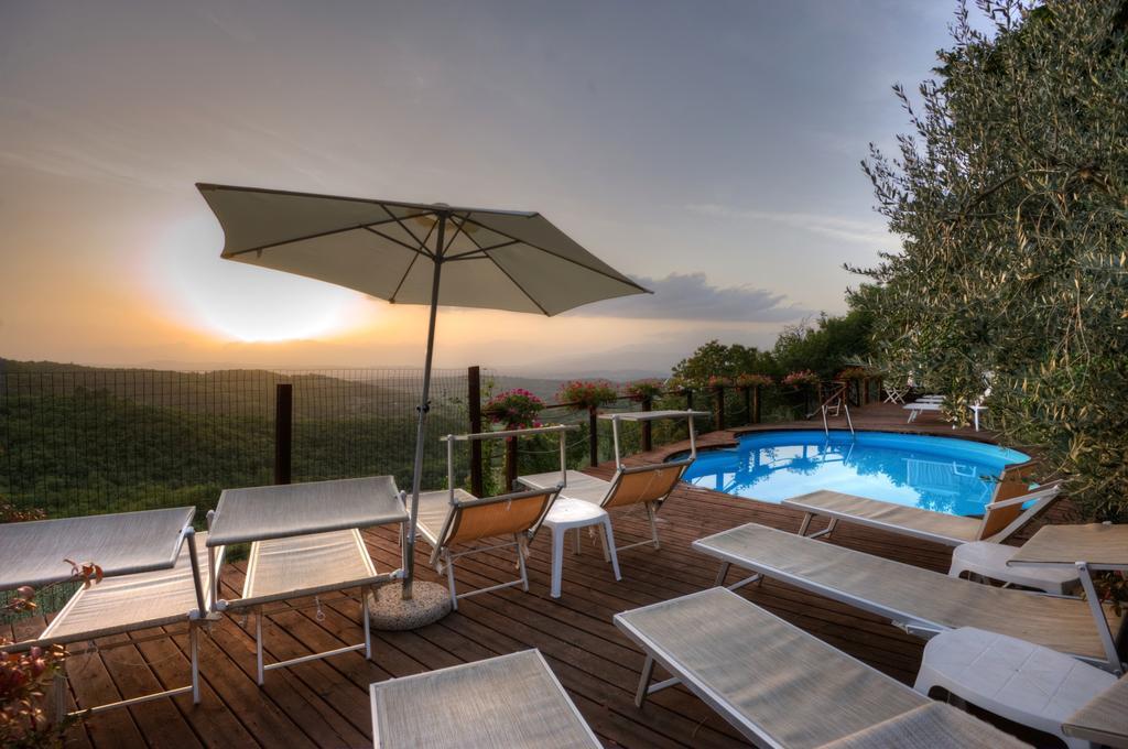 Agriturismo Borgo Nuovo Di Mulinelli 아레초 외부 사진