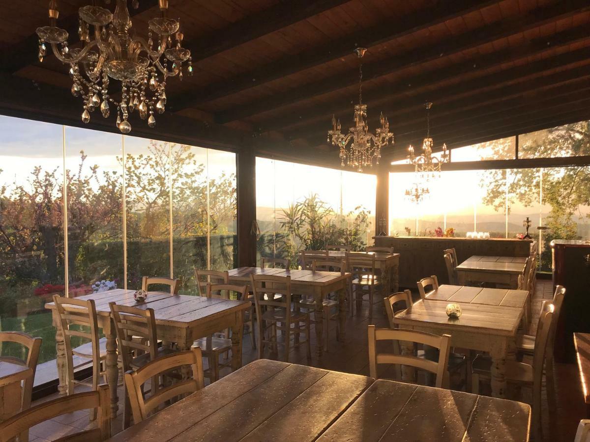 Agriturismo Borgo Nuovo Di Mulinelli 아레초 외부 사진