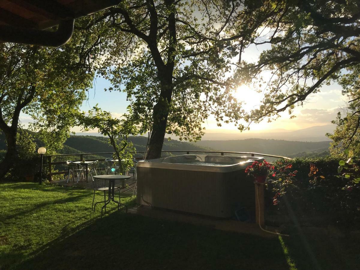 Agriturismo Borgo Nuovo Di Mulinelli 아레초 외부 사진