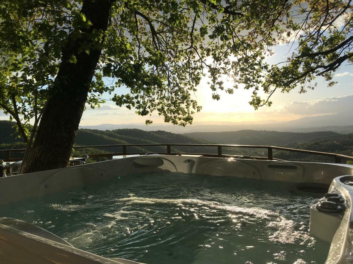 Agriturismo Borgo Nuovo Di Mulinelli 아레초 외부 사진